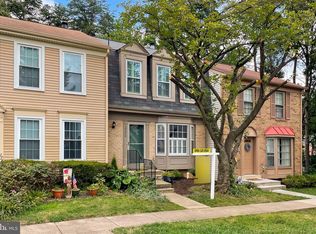 10270 Latney Rd, Fairfax, VA 22032