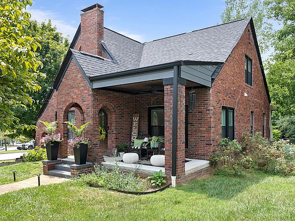 2nd image of 4007 Norwood Ave