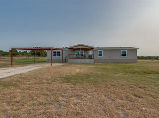 268 Deer Valley Ln, Poolville, TX 76487
