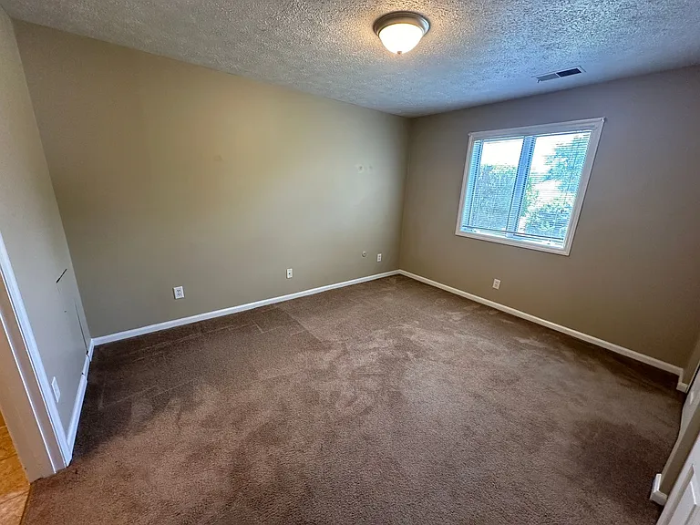 483-491 Lovers Lane; Country Clb #4401-4409-4516 — Photo 7