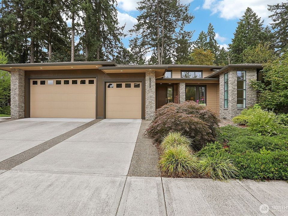 1st image of 4003 NE 130th Street
