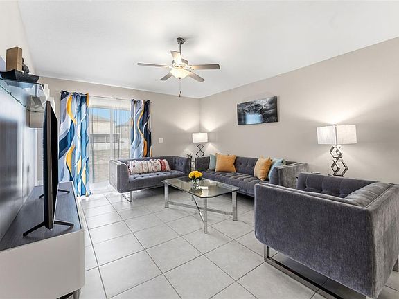 4th image of 343 Argyll Dr