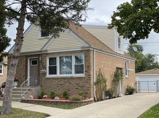 7643 N Odell Ave, Niles, IL 60714