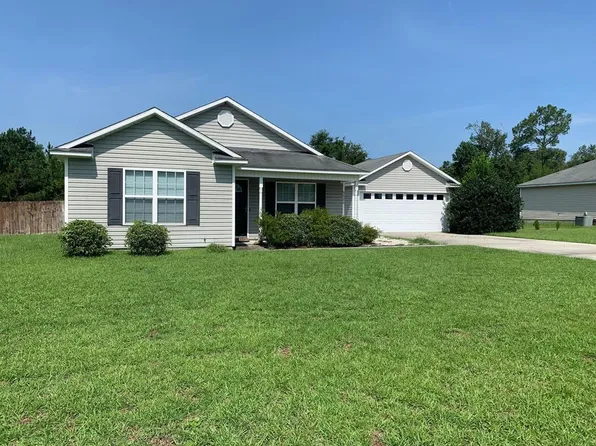 5686 Emily Ln, Hahira, GA 31632