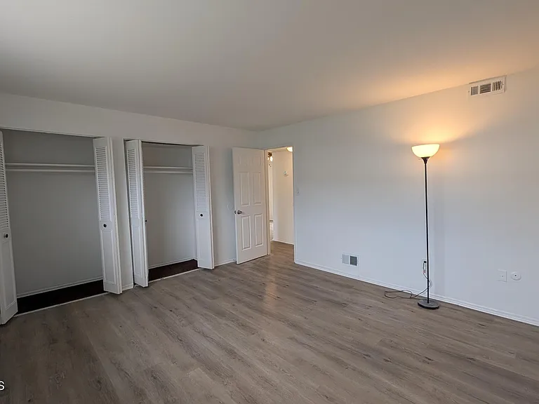 226 Sawmill Rd — Photo 16