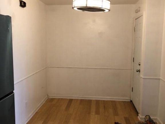 5th image of 6327 Fariston Dr