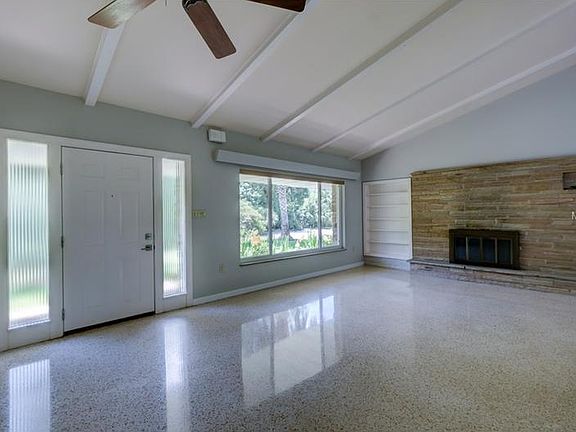 5th image of 3300 S Seclusion Dr