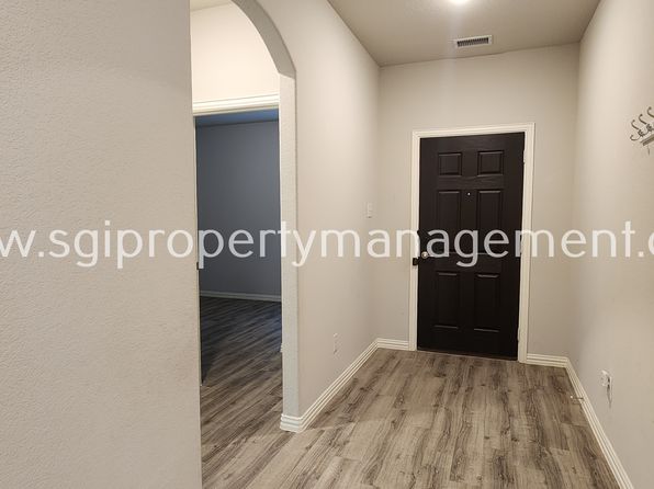 1703 Crimson Ave, Farmersville, TX 75442