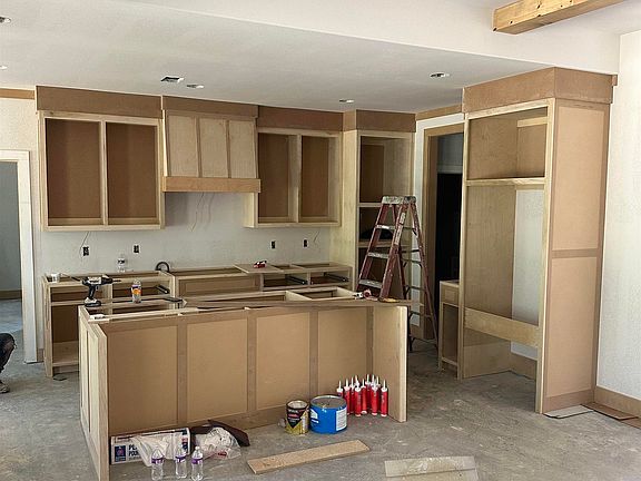 5th image of 7837 S Shoreline Blvd
