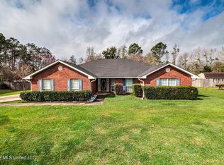 11321 Peyton Dr, Gulfport, MS 39503