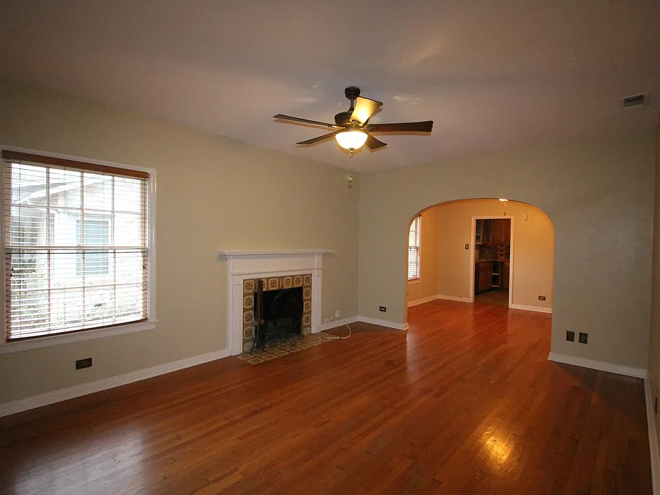 139 Thomas Jefferson Dr
