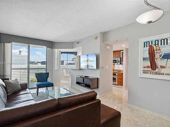 3rd image of 110 Washington Ave APT 1723