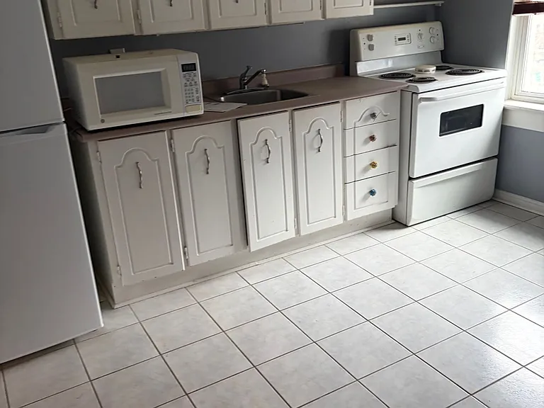 78 Woodycrest Ave #2 — Photo 2