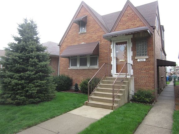 2nd image of 5423 S Newland Ave