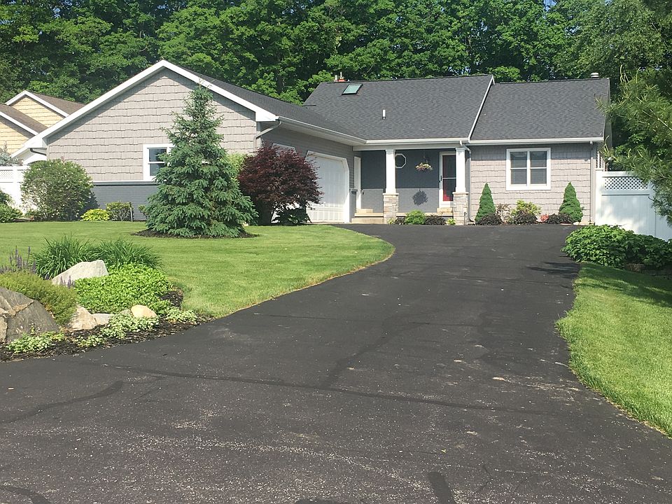 1st image of 6671 N Noffke Dr