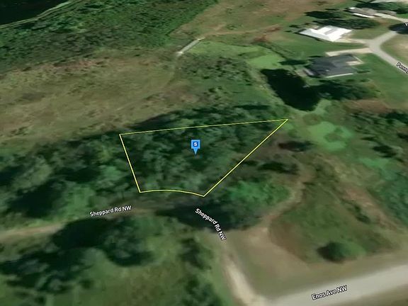 3rd image of 390 SHEPPARD ROAD NW LOT 48