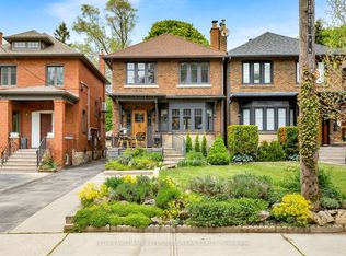 10 Valleyview Gdns, Toronto, ON M6S 2B6