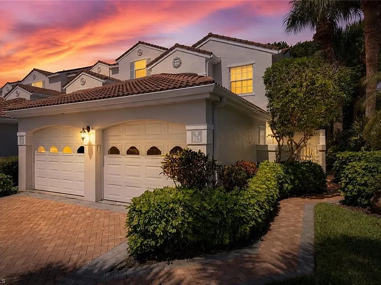 8420 Excalibur Cir #R12 — Photo 1