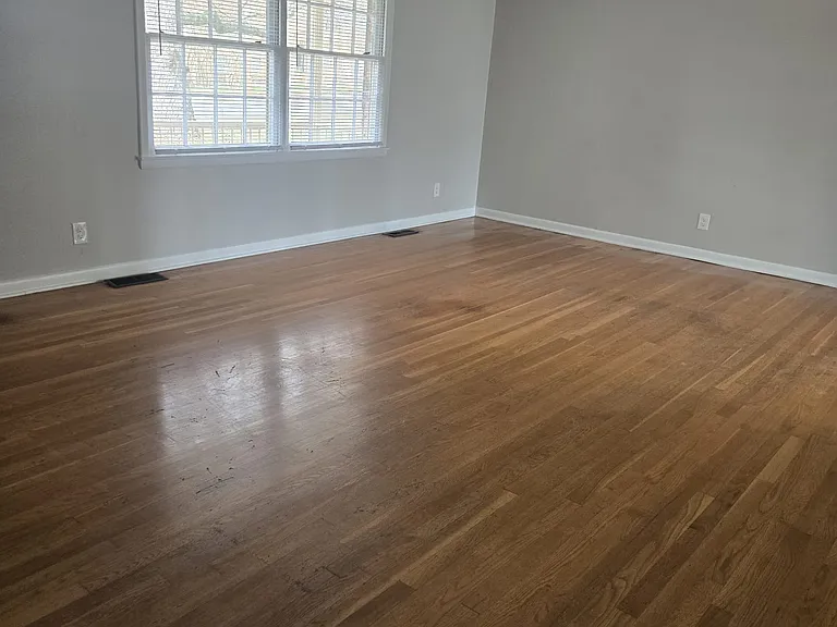 2206 Linde St NW — Photo 10