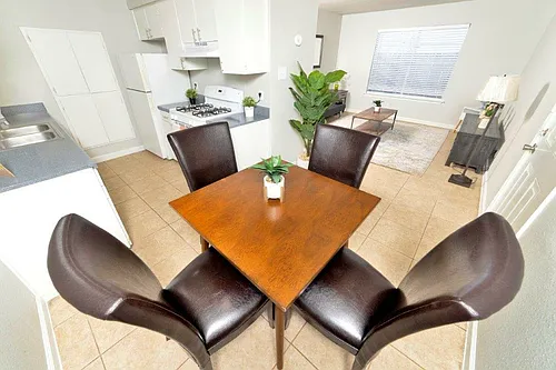 South Point Apartments Photo 1