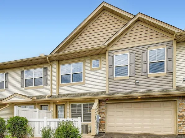 9902 5th Street Ln N, Lake Elmo, MN 55042