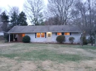 6111 Sundown Dr, Greensboro, NC 27410