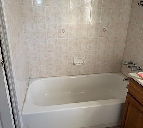 4th image of 2301 Enright Road