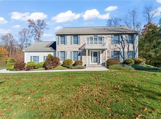 6 William Ln, Seymour, CT 06483