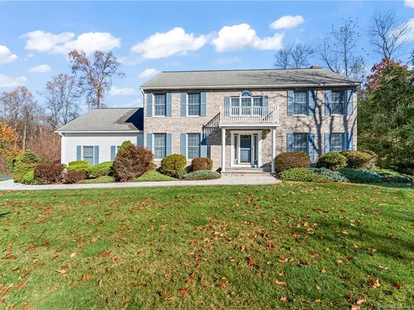 6 William Lane, Seymour, CT 06483