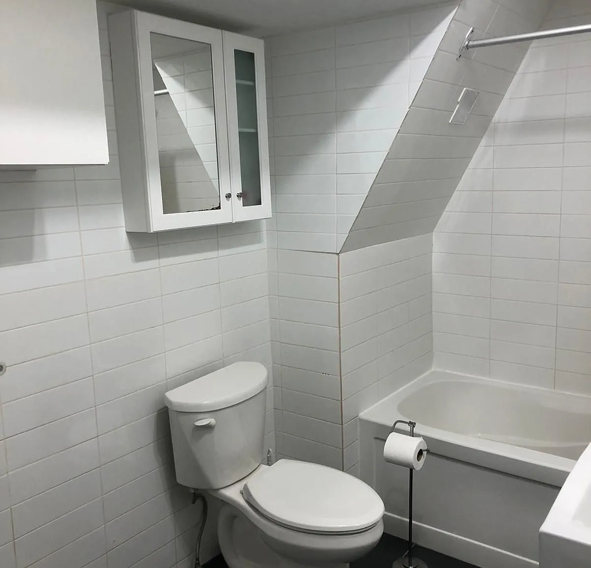 2 bed, $2,400 — Photo 2