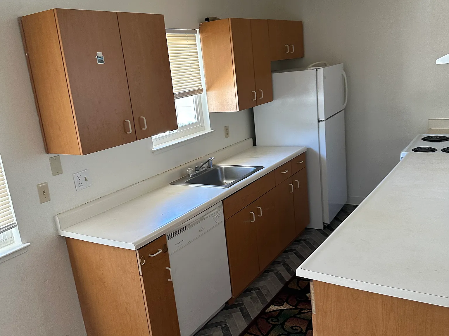 2208 Chrysler Dr — Photo 1