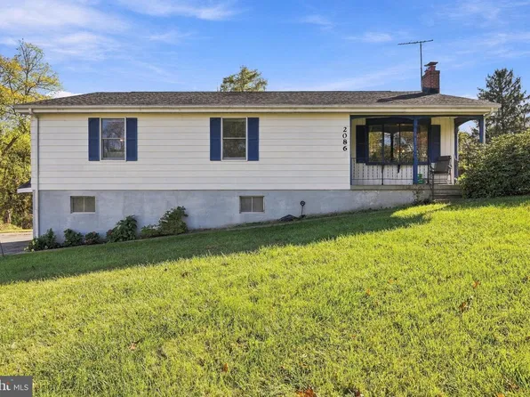 2086 Eagle School Rd, Martinsburg, WV 25404