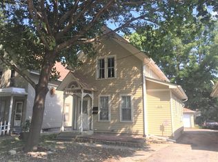 371 S State St APT 2, Elgin, IL 60123