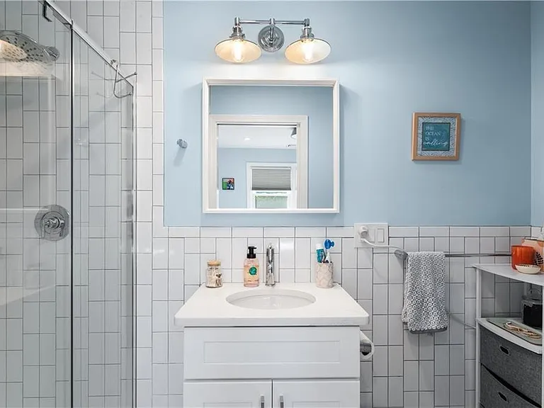 4 James St #1 — Photo 11