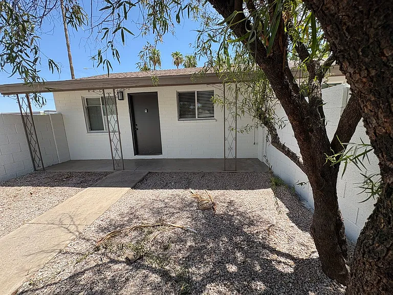 1867 E University Dr — Photo 15