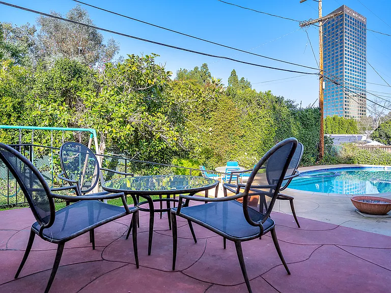 3721 Lankershim Blvd #ADU — Photo 3