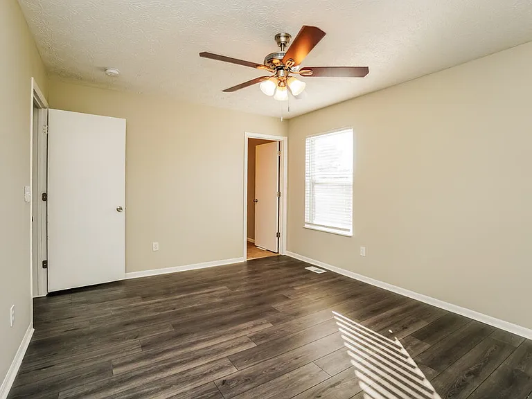 1365 Randan Dr — Photo 13
