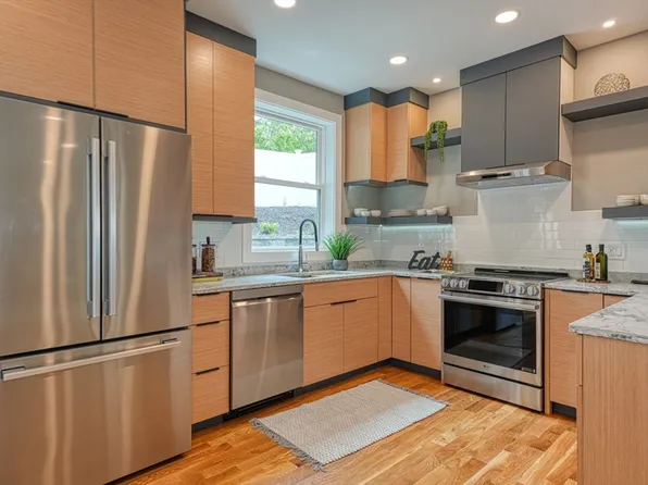 236-238 Sycamore St, Watertown, MA 02472