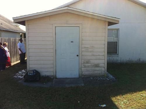 2nd image of 1315 Daniels Cove Dr