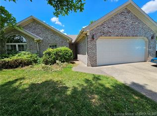 3601 Rolling Ridge Way, Jeffersonville, IN 47130