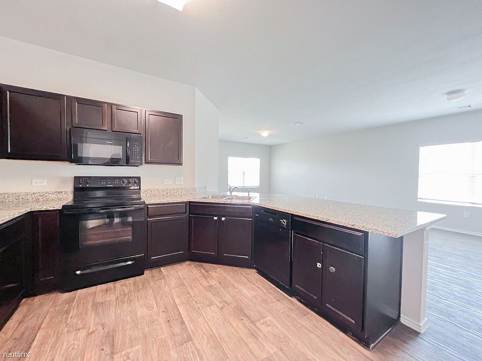1st image of 5821 Shanjia Dr