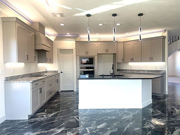 5th image of 325 Ralston Rd