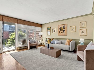 75 Grove St APT 225, Wellesley, MA, 02482