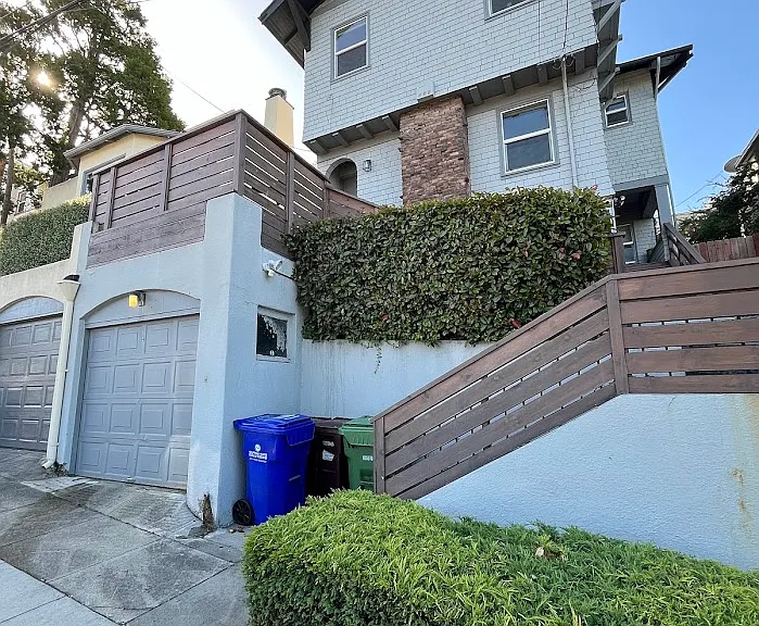 5969 Keith Ave — Photo 1