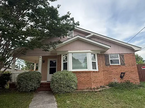 3909 Almon Dr Photo 1