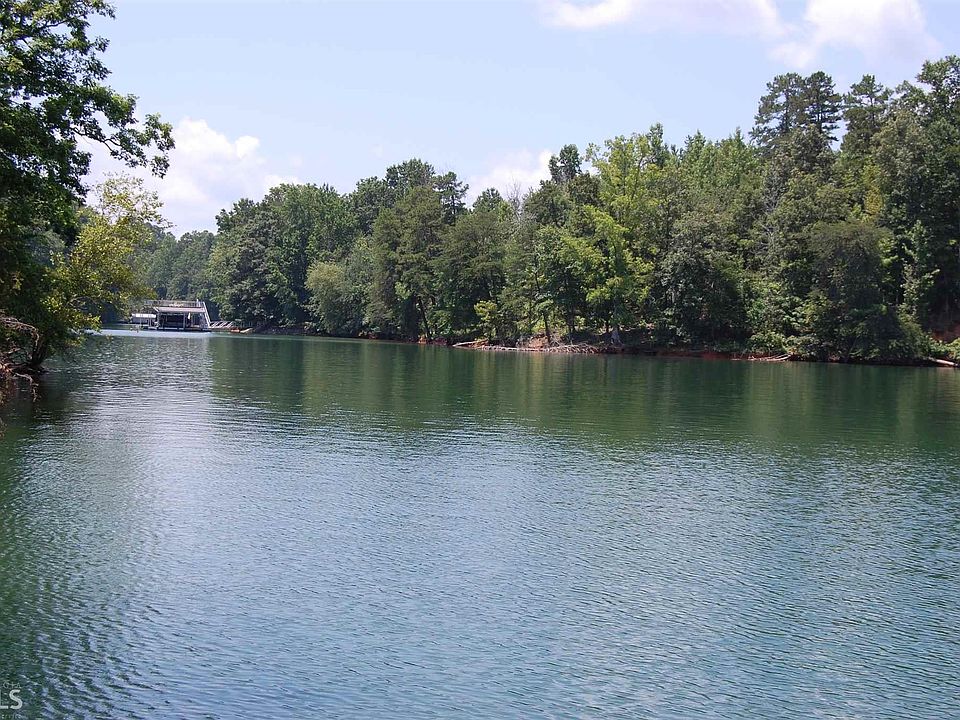 2nd image of 3438 Lake Ridge Pl #53