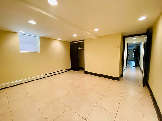 Rented by Capri Jet Realty Corp | media 15