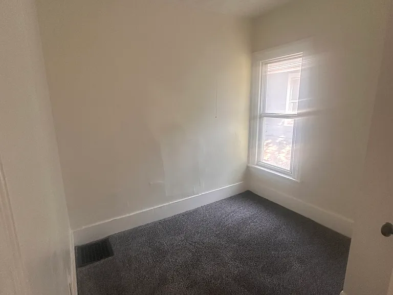 226 Fulton Ave #2 — Photo 7