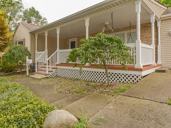 319 East dr Marshall-103