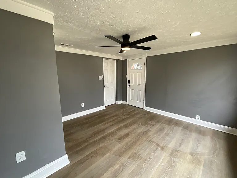 20210 Gladstone Rd — Photo 21
